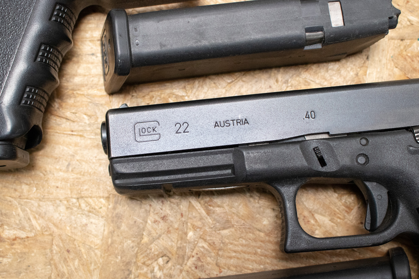 GLOCK 22 Gen3 40 S&W Police Trade-In Pistols (Very Good Condition)